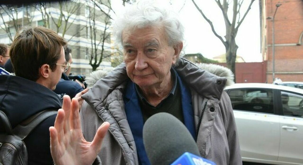 «Offese ai Sempio? Strategia difensiva. Sono testimonial per una clinica dentistica in Albania, non pago per l'operazione»