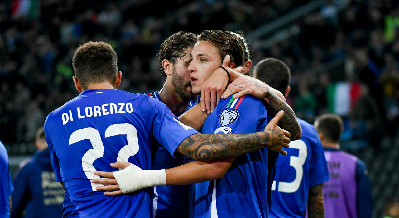 fa tutto Retegui (8), ma Donnarumma si riscatta (7)