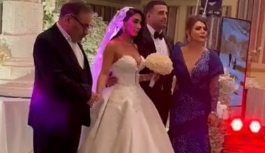 Iran, la figlia del consigliere di Khamenei si sposa con abito succinto e senza hijab: è polemica sui social - Il Messaggero
