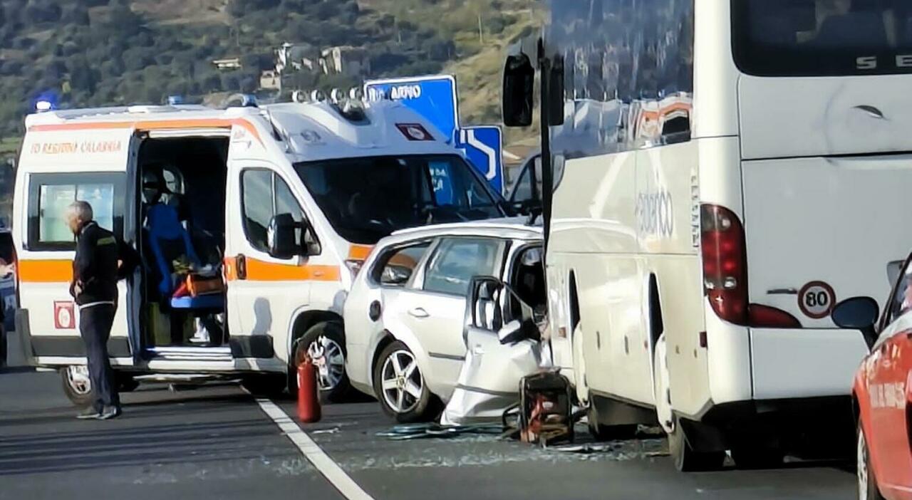morti i due coniugi e un loro amico