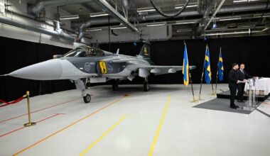 Guerra Ucraina, ecco il caccia bombardiere di nuova generazione Gripen: Kiev ne compra 150 dalla Svezia - Il Messaggero