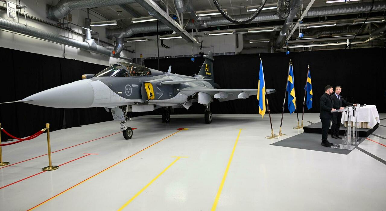 Guerra Ucraina, ecco il caccia bombardiere di nuova generazione Gripen: Kiev ne compra 150 dalla Svezia - Il Messaggero