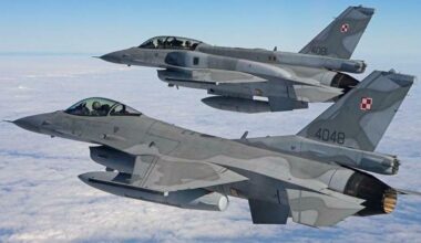 Scramble, aerei militari russi violano lo spazio aereo lituano. Vilnius: «Atto sconsiderato e pericoloso»