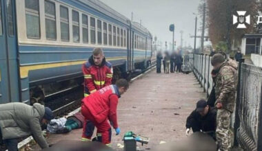 Ucraina, uomo fa esplodere bomba in stazione ferroviaria: muoiono lui e tre donne, 12 i feriti - Il Messaggero