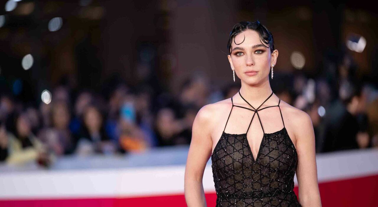 Matilda De Angelis: «Il premio diviso con Elodie? Mi assumo sempre le responsabilità di ciò che dico»