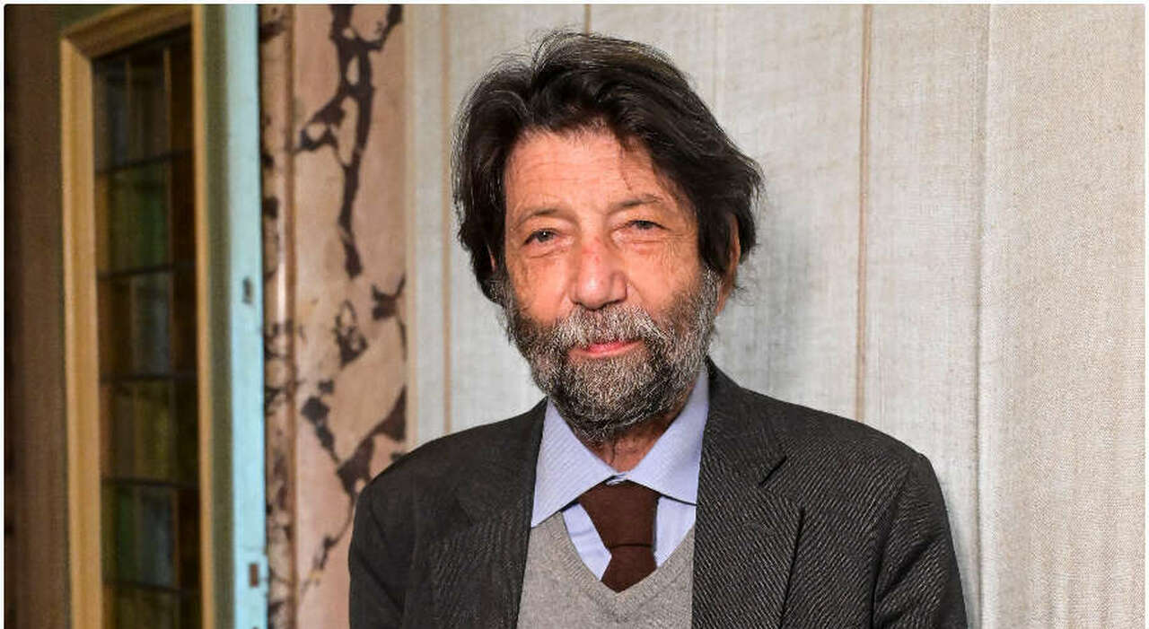 Massimo Cacciari si sposa a 81 anni con Chiara Patriarca. Gli amici: «Lei è simpatica e sa tenergli testa» - Il Messaggero