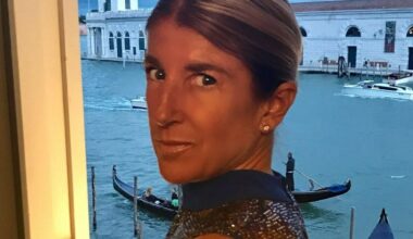 storico ufficio stampa dei teatri romani, lavorò con Lorella Cuccarini e Nancy Brilli