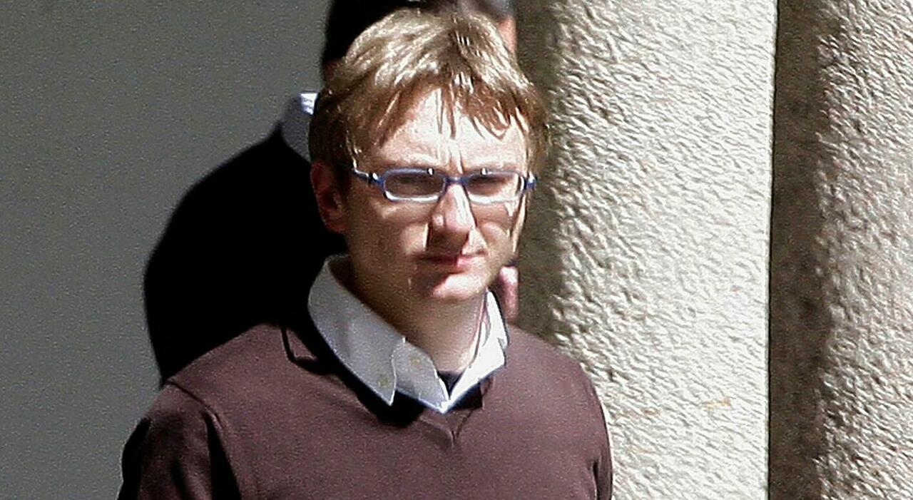 Garlasco, perché Stasi non può essere colpevole? Le ultime scoperte. Cambia l'orario della morte di Chiara (che avrebbe avuto tempo di difendersi)