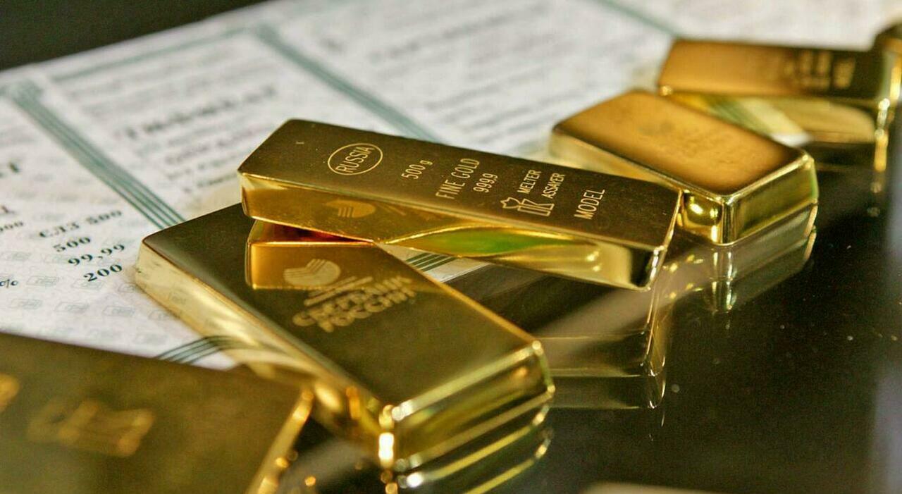 Oro, prezzo in calo: perché e cosa può succedere ora. Conviene ancora investire? - Il Messaggero