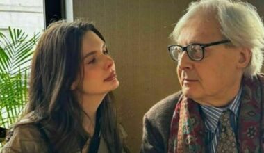 Sgarbi e il tutore legale, la figlia Evelina presenta un'istanza per sostituire la giudice: «Non si è preoccupata della salute di mio padre» - Leggo.it