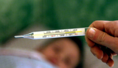 quattro sintomi da non sottovalutare e i virus che girano e le età a rischio