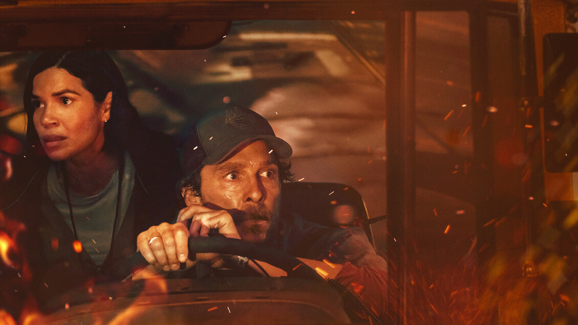 The Lost bus, McConaughey e Ferrera eroi per caso - Cinema