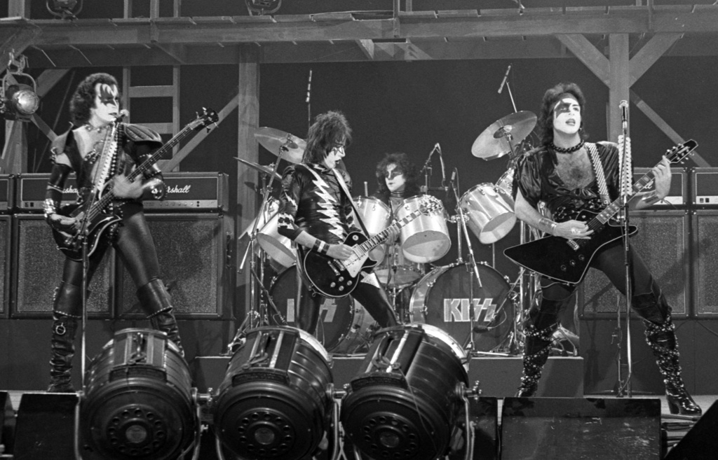 Ace Frehley, morto il chitarrista e fondatore dei Kiss