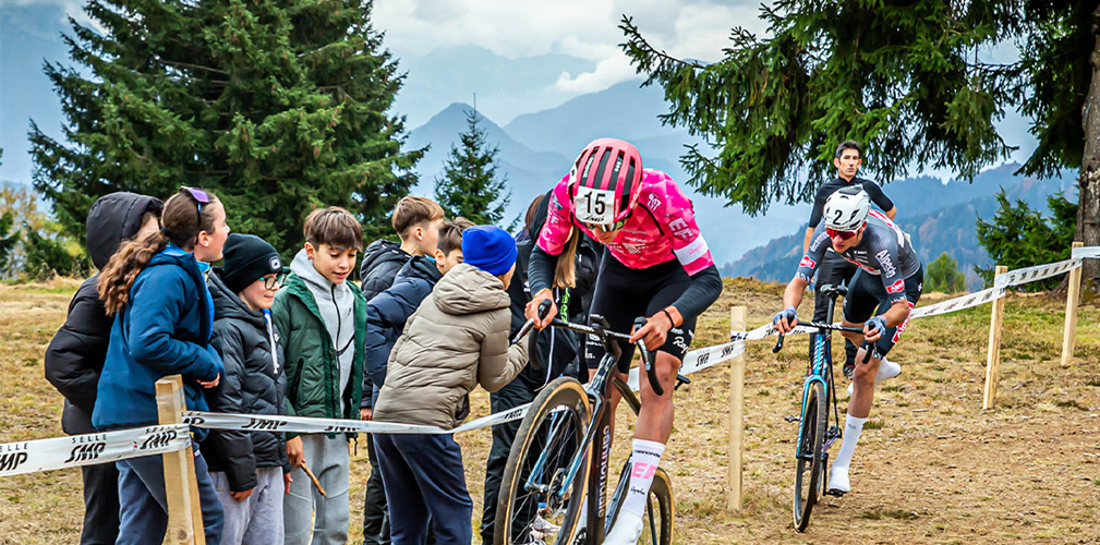 Agostinacchio con Viezzi: sullo Zoncolan hanno dato vita a un bel confronto, mentre Fontana era lontano