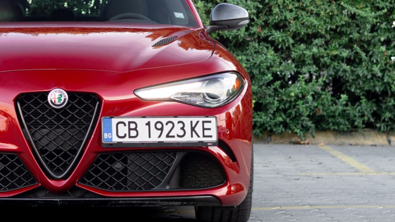 Alfa Romeo Giulia targa