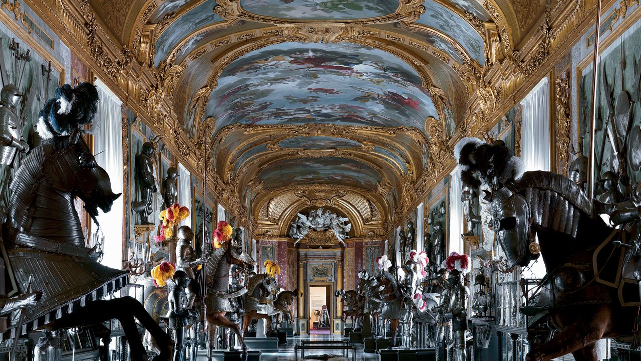 Massimo Listri e Massimo Bray raccontano un'Italia meravigliosa in un volume edito dall'Istituto dell'Enciclopedia Italiana