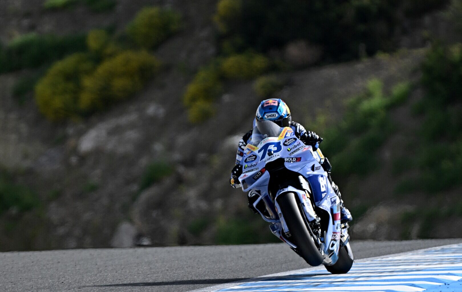 gli orari TV su Sky e TV8