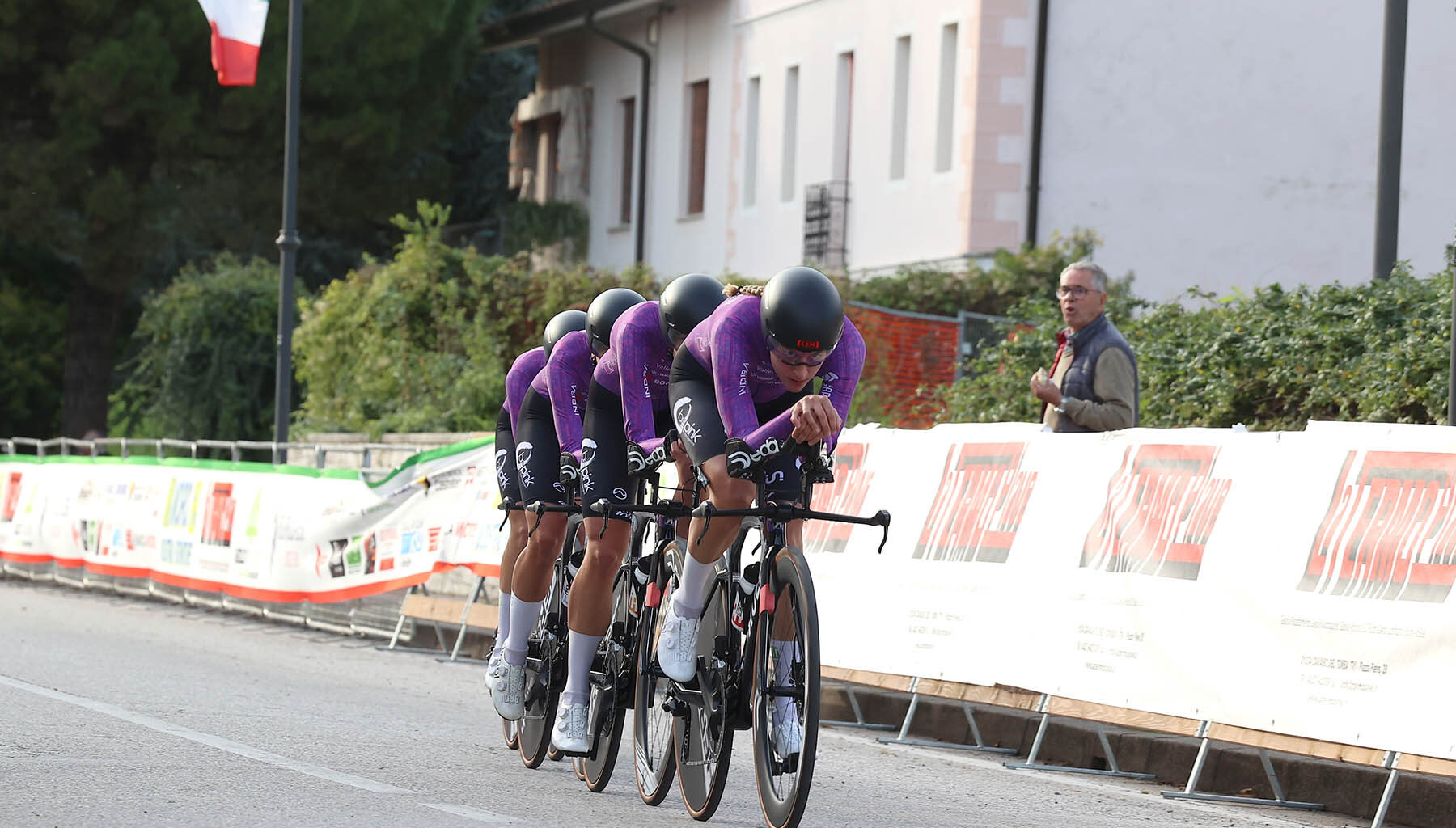 Tricolori Cronosquadre: ecco gli orari e i team al via