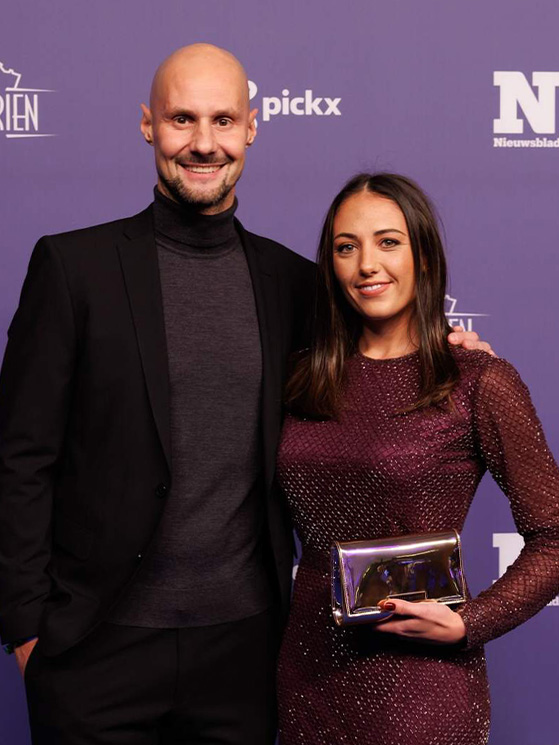 Boonen con la sua compagna Wieneke, che negli ultimi giorni gli ha dato una bambina