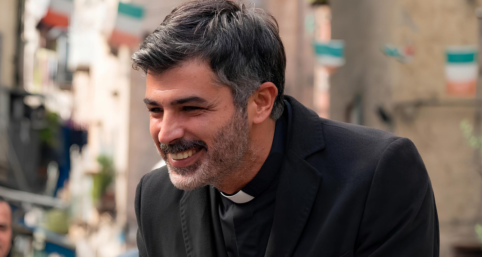 Ascolti TV | Giovedì 23 Ottobre 2025. Noi del Rione Sanità debutta al 19.1%, Io Canto Family chiude al 15.9%