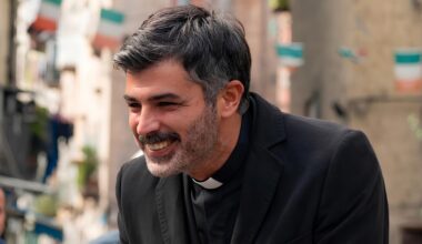 Ascolti TV | Giovedì 23 Ottobre 2025. Noi del Rione Sanità debutta al 19.1%, Io Canto Family chiude al 15.9%