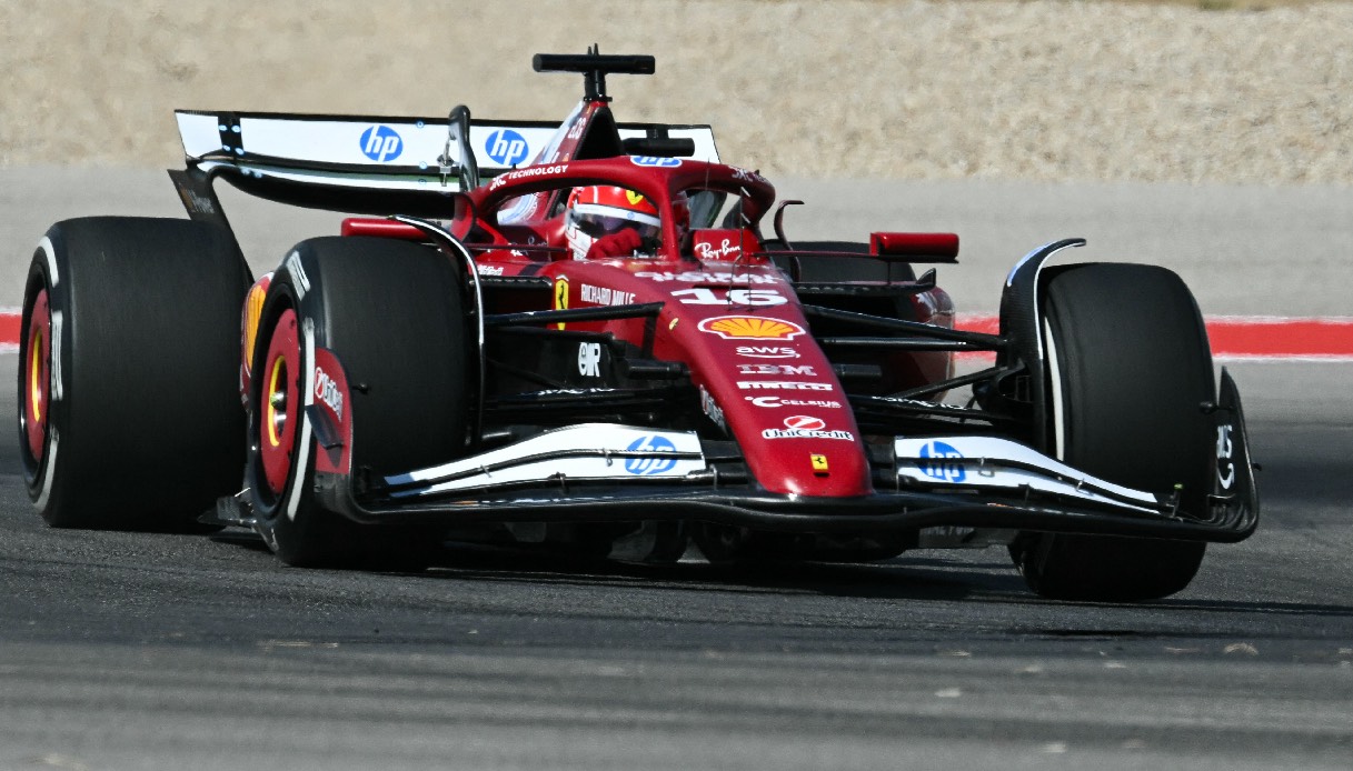 Ferrari scorbutica, Leclerc spacca il cambio