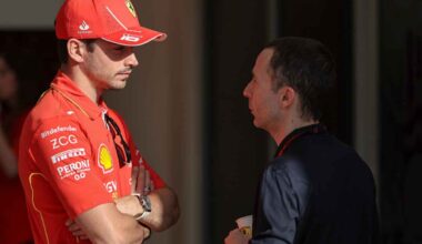 Charles Leclerc e il suo manager Nicolas Todt a colloquio nel paddock