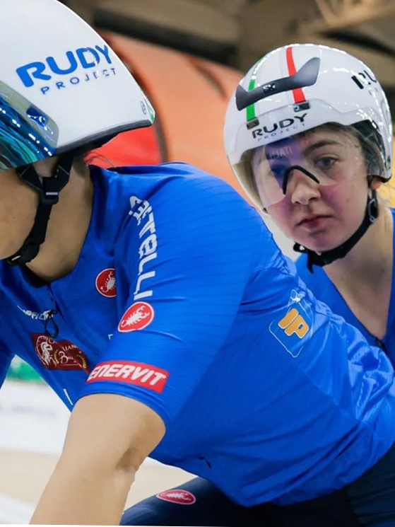 L'Italia ha vinto anche 2 argenti e un bronzo. Qui Bissolati e Agostini, argento nel mixed team dello sprint con Ceci e Meroni (foto Federciclismo)