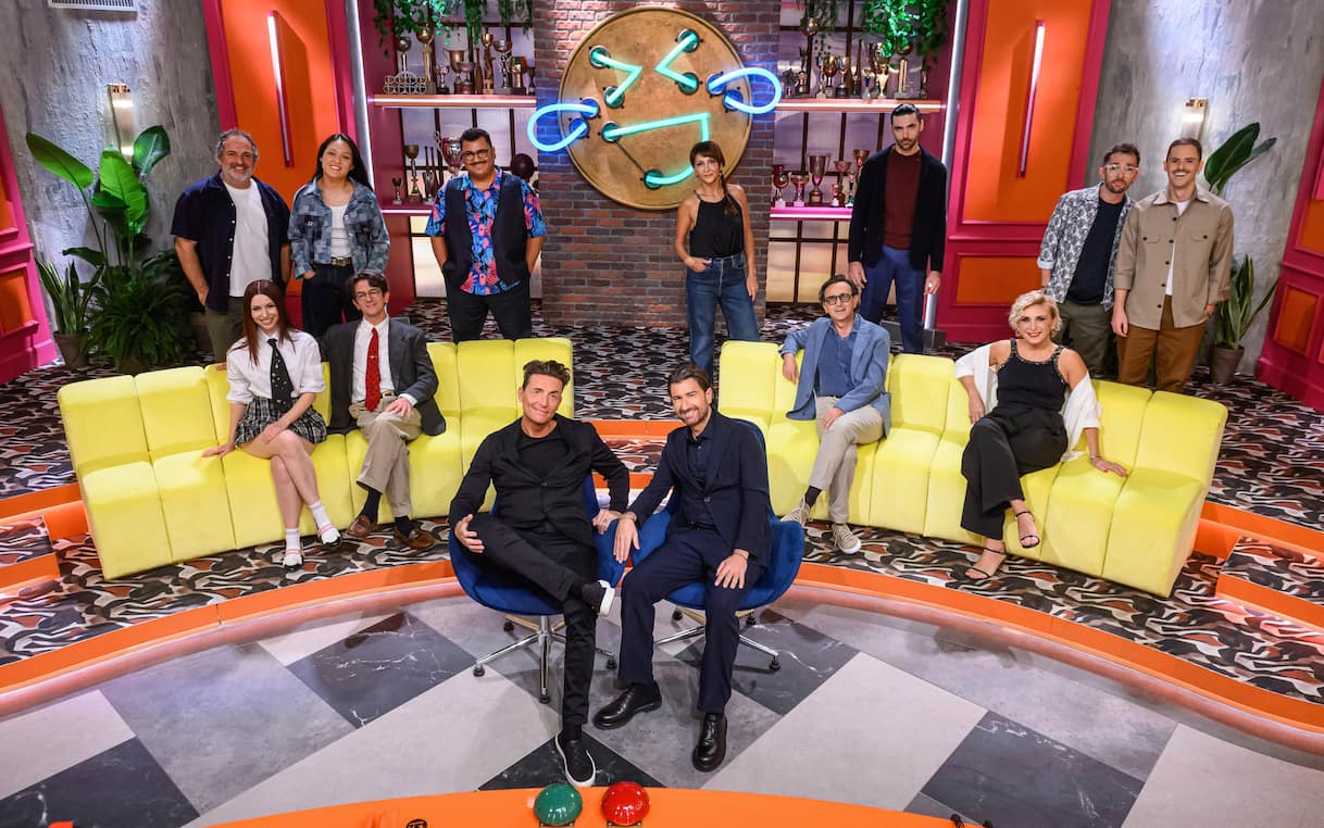 Chi ride è fuori, il cast e i protagonisti della sesta stagione I Sky TG24