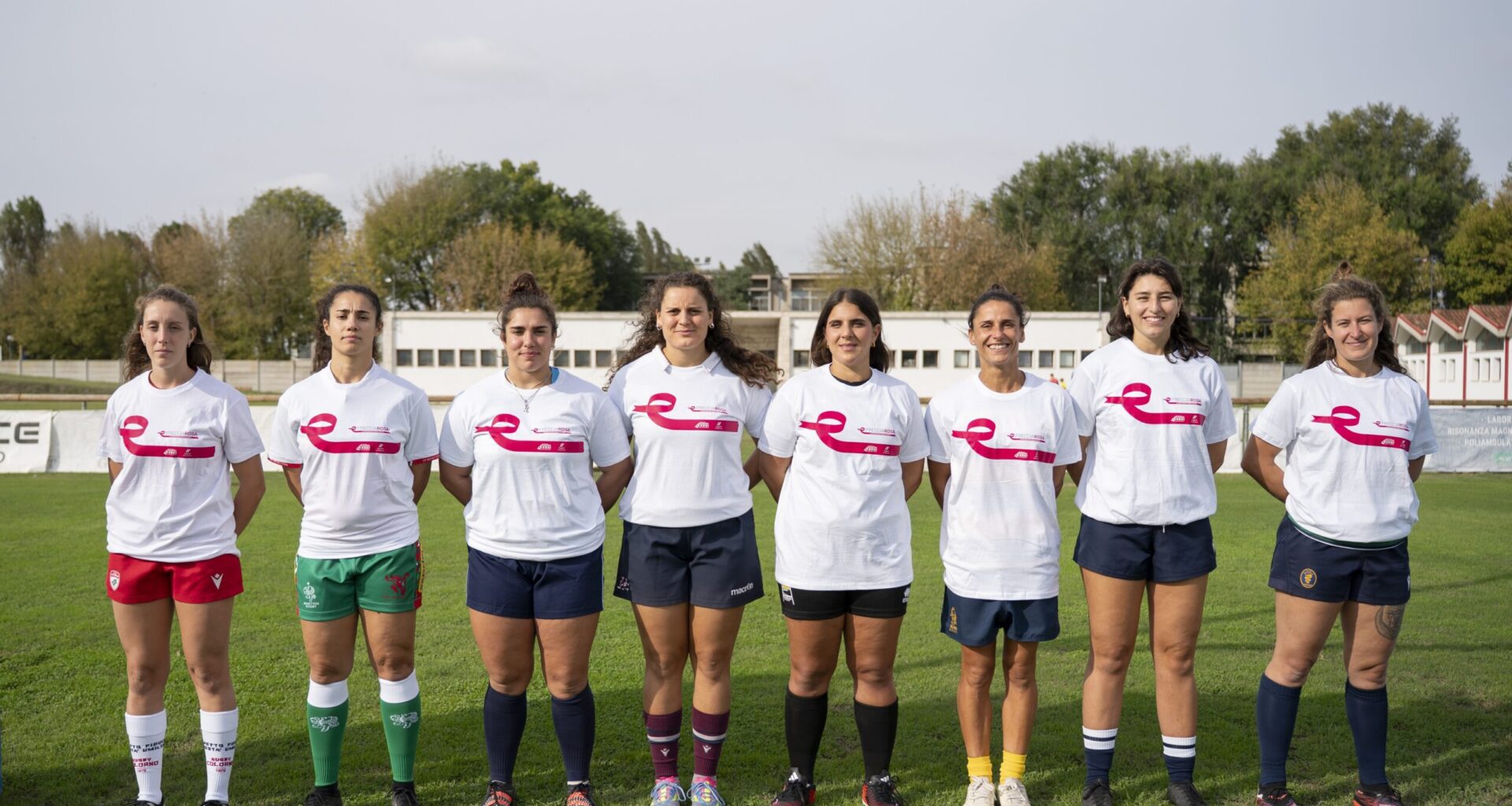 FIR E Gruppo FS insieme per la prevenzione oncologica: le capitane dei club di Serie A Elite Femminile posano per la campagna “FrecciaRosa”