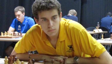 Scacchi, il gran maestro Daniel Naroditsky morto a 29 anni: è giallo sulle cause