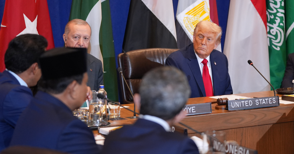 Contrariati in privato, favorevoli in pubblico: il sì dei Paesi arabi al Piano di Trump per Gaza in nome… - Il Fatto Quotidiano