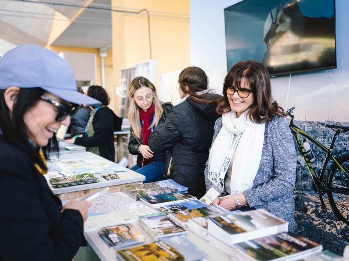 fiera del cicloturismo espotori e visitatori