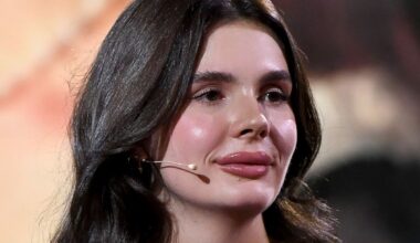 Anticipazioni Verissimo del 26 ottobre, Evelina Sgarbi torna a parlare del padre Vittorio