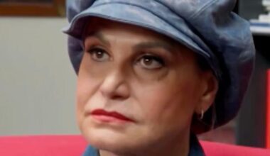 “La voglio morta”: minacce a Simona Ventura, Le Iene smascherano lo stalker di Torino