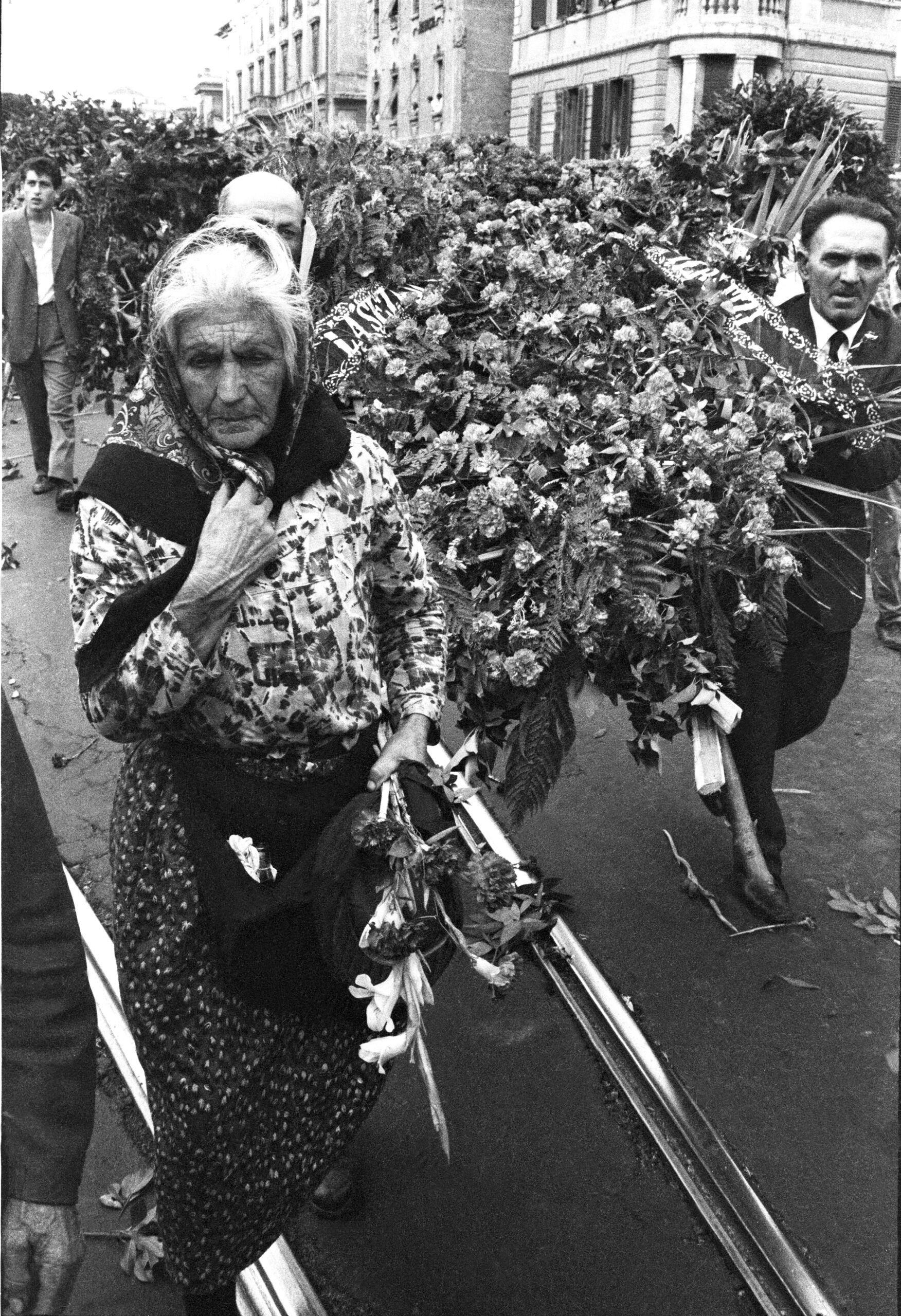 Le 300 fotografie “perse” e ritrovate di Paolo Di Paolo in mostra a Genova: il racconto della figlia Silvia- immagine 6