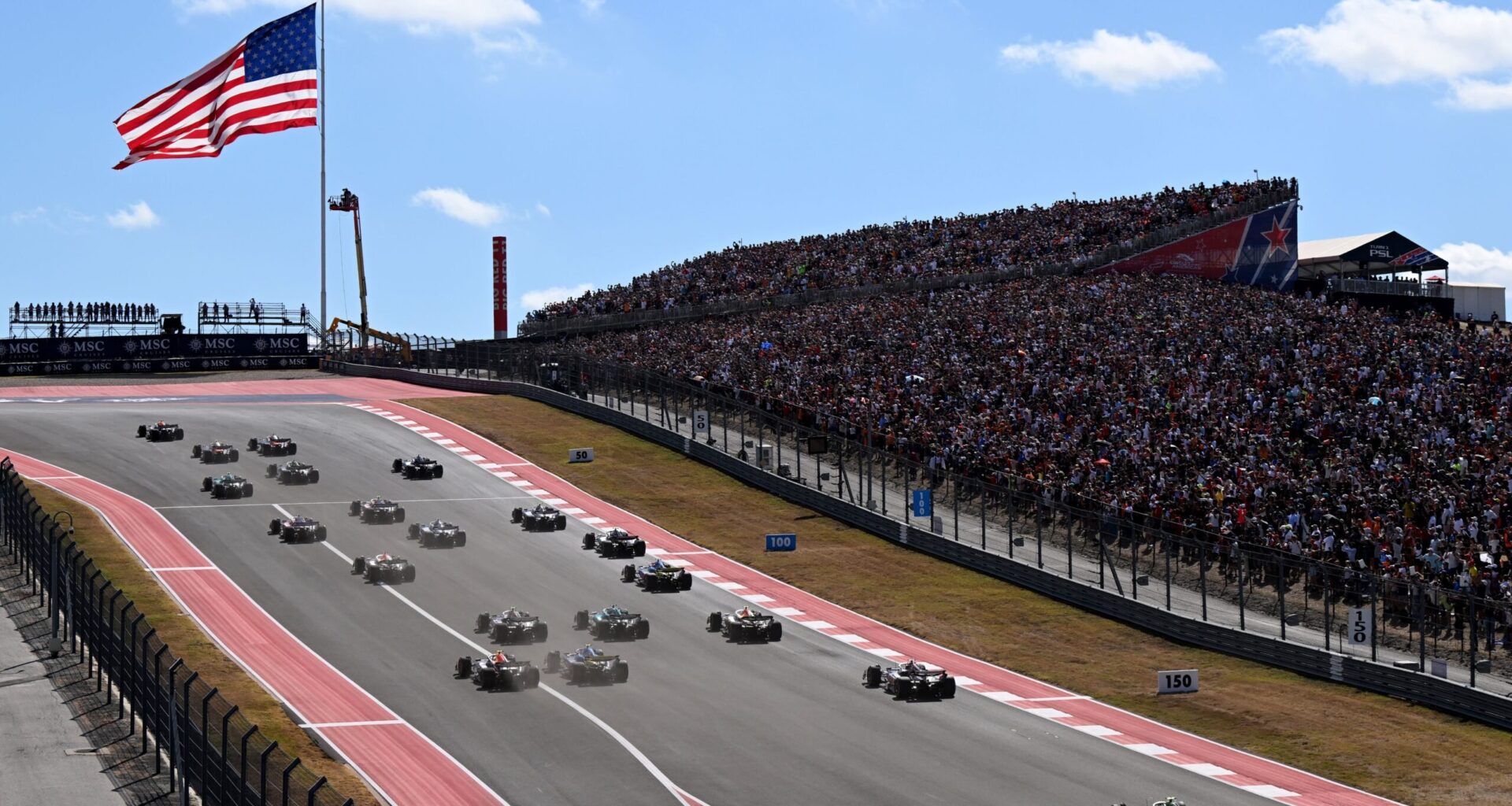 F1, nuovo motore negli Usa: dal 2026 Apple si aggiudica i diritti per 140 mln $