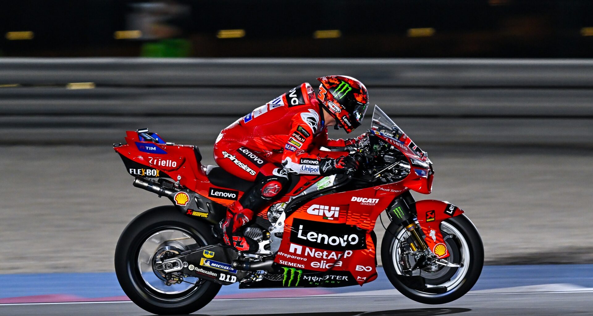 gli orari TV su Sky e TV8