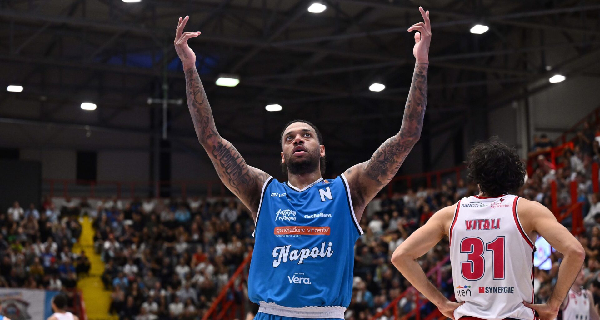 BM ON LBA/ LA PARTITA: NAPOLI SCAPPA NEL TERZO QUARTO E RESISTE ALLA RIMONTA DI REGGIO EMILIA, MITROU-LONG MVP- di Riccardo Rocchi