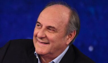 La Ruota della Fortuna, Gerry Scotti e Samira Lui scatenati. Colpo di scena sul finale