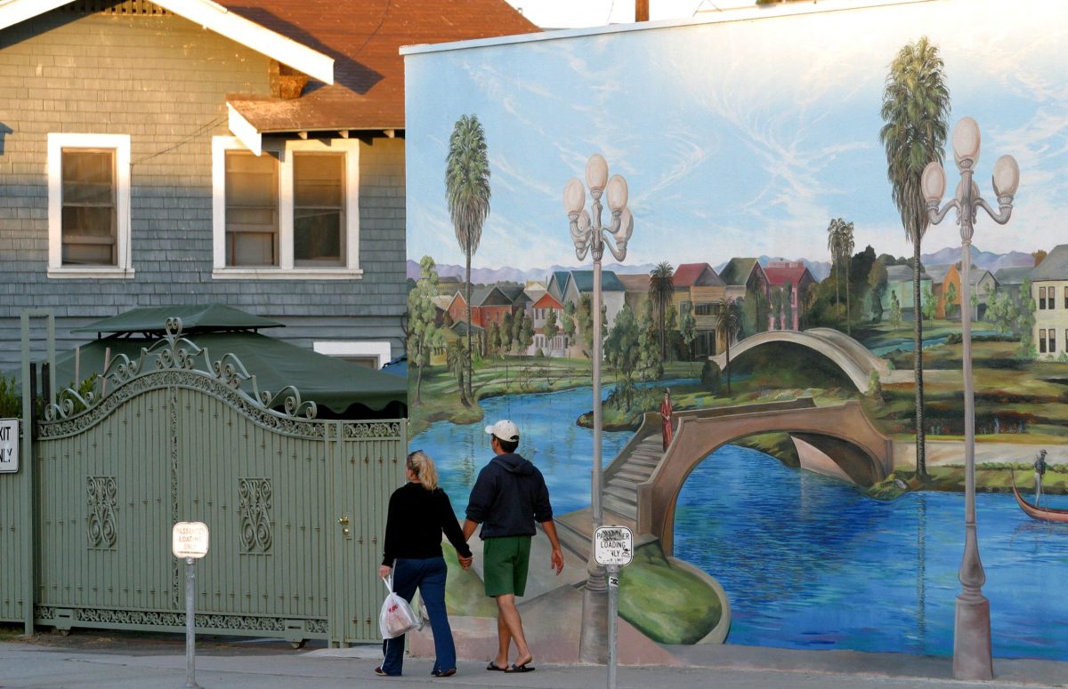 Se avete 30 anni e l'ansia di "sistemarvi", Gli antropologi di Ayşegül Savaş è il romanzo da leggere • Rivista Studio