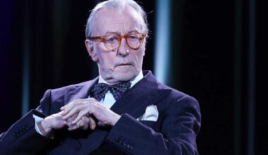 Vittorio Feltri aggredito sotto casa a Milano, cosa è successo