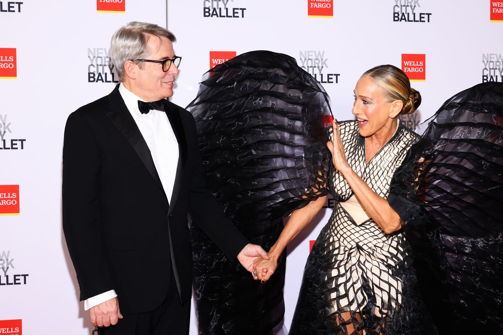 Matthew Broderick e Sarah Jessica Parker in Iris van Herpen.