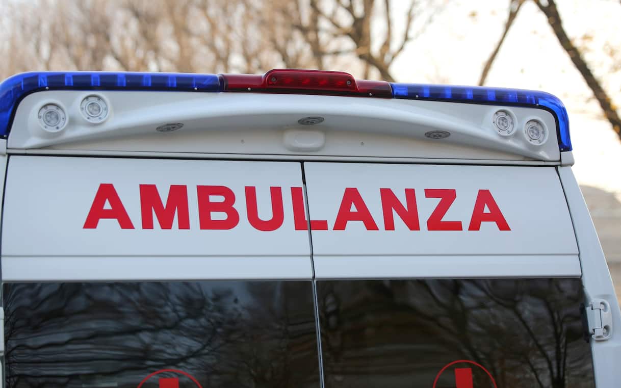 Torino, il passeggino sfugge dalle mani della nonna. Grave il neonato - Sky TG24