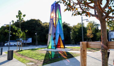 Copertina per Inaugurato a Casa Rossa Go! Pharus, l’obelisco urbano della designer Centonze