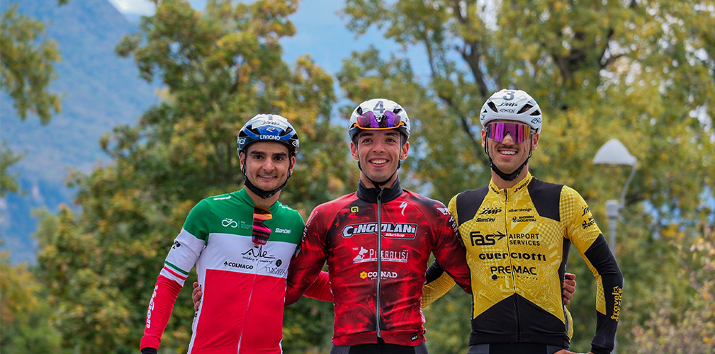 Il podio della prova Open con Bertolini (3°), Scappini al secondo successo e Ceolin (foto Paletti)