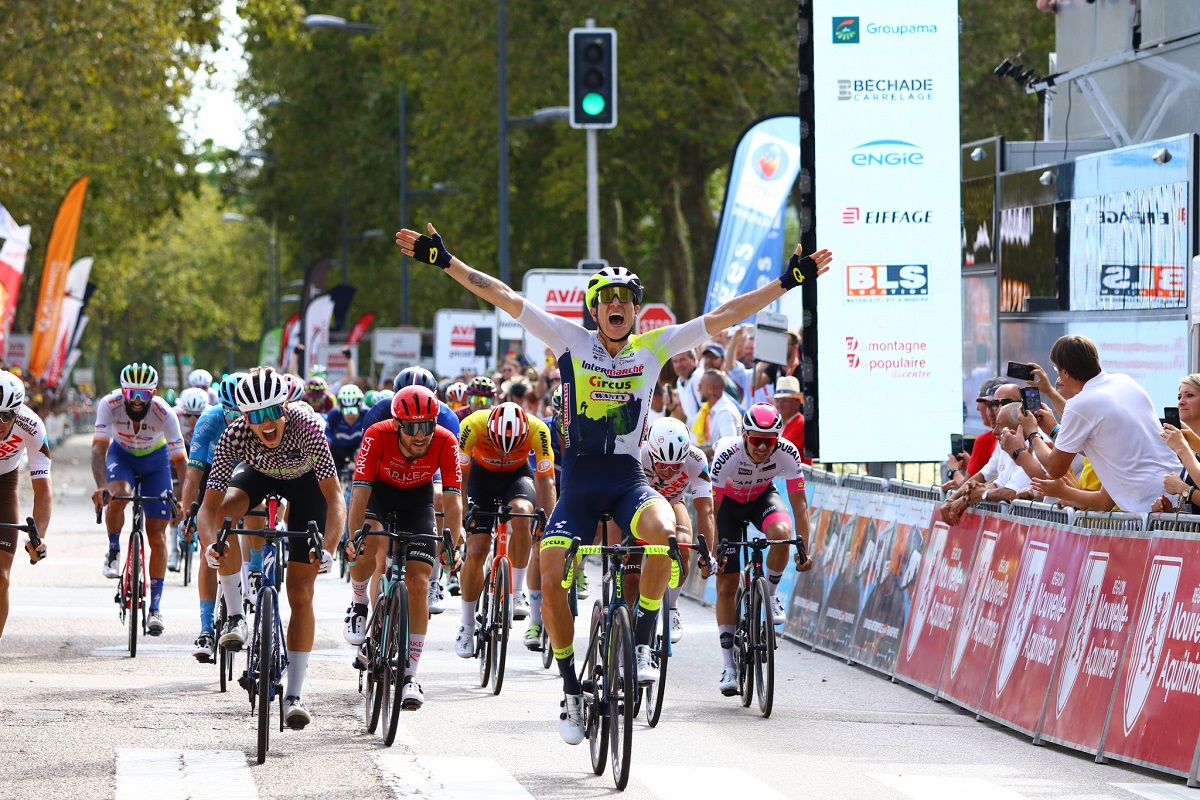 Cofidis, Hugo Page firma un triennale con grandi ambizioni: "Faremo il possibile per farne il miglior corridore francese nelle Classiche"