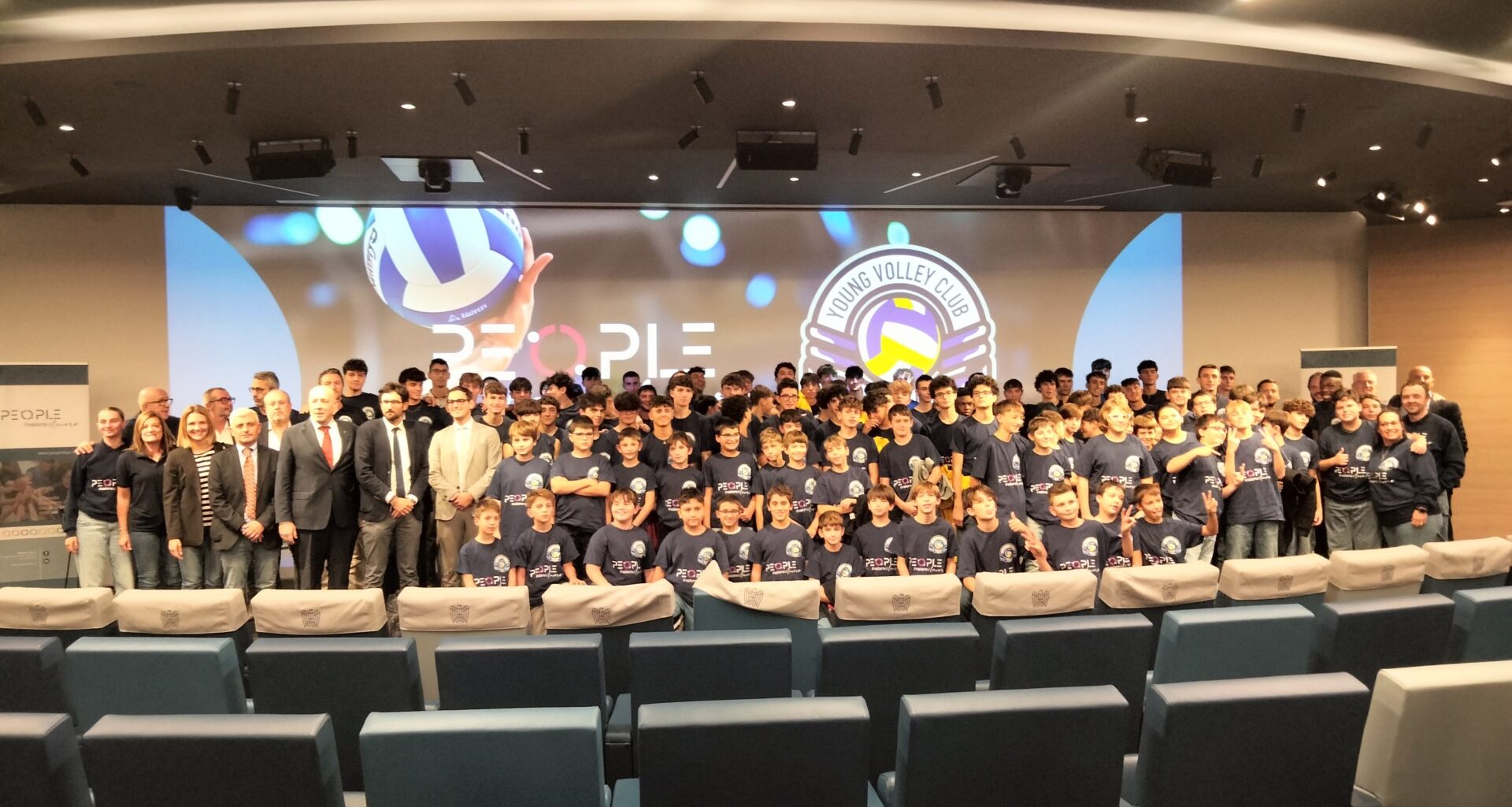 Ambizioni, fiducia nei giovani e inclusività sportiva: ecco il progetto People Young Volley Club
