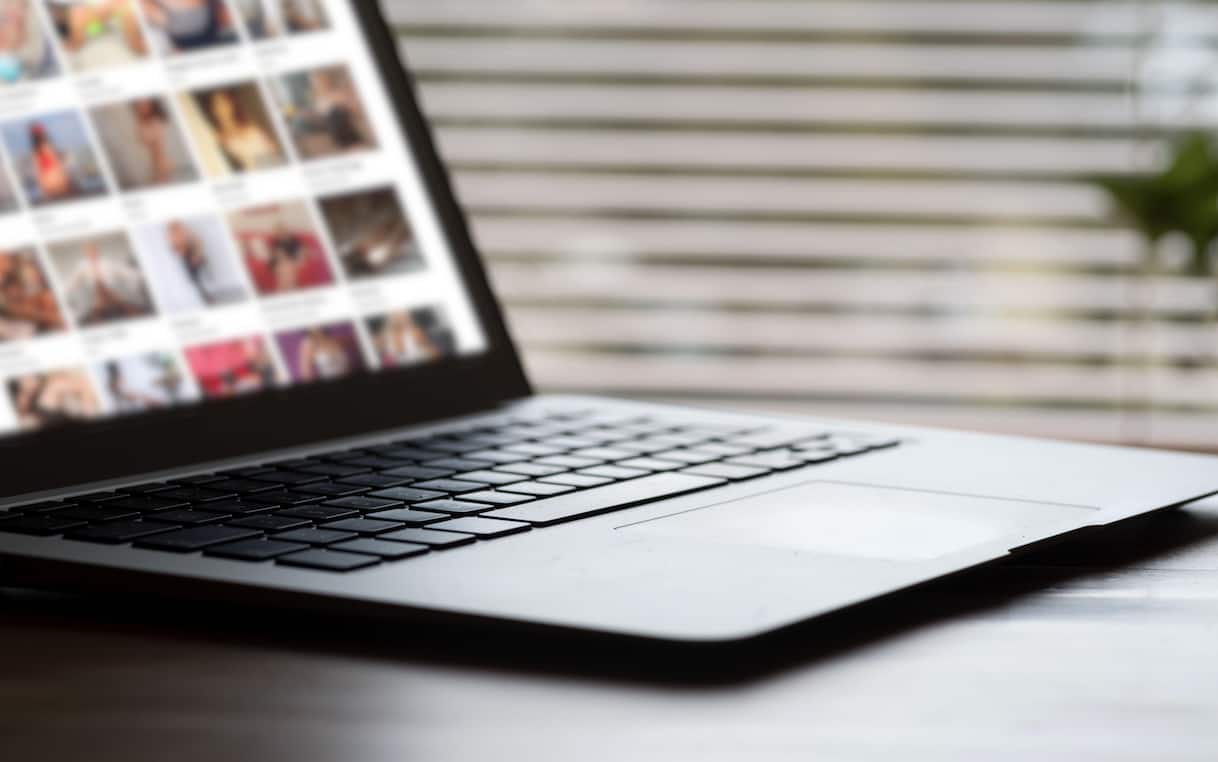 Siti porno bloccati: obbligo di verificare la maggiore età dal 12 novembre