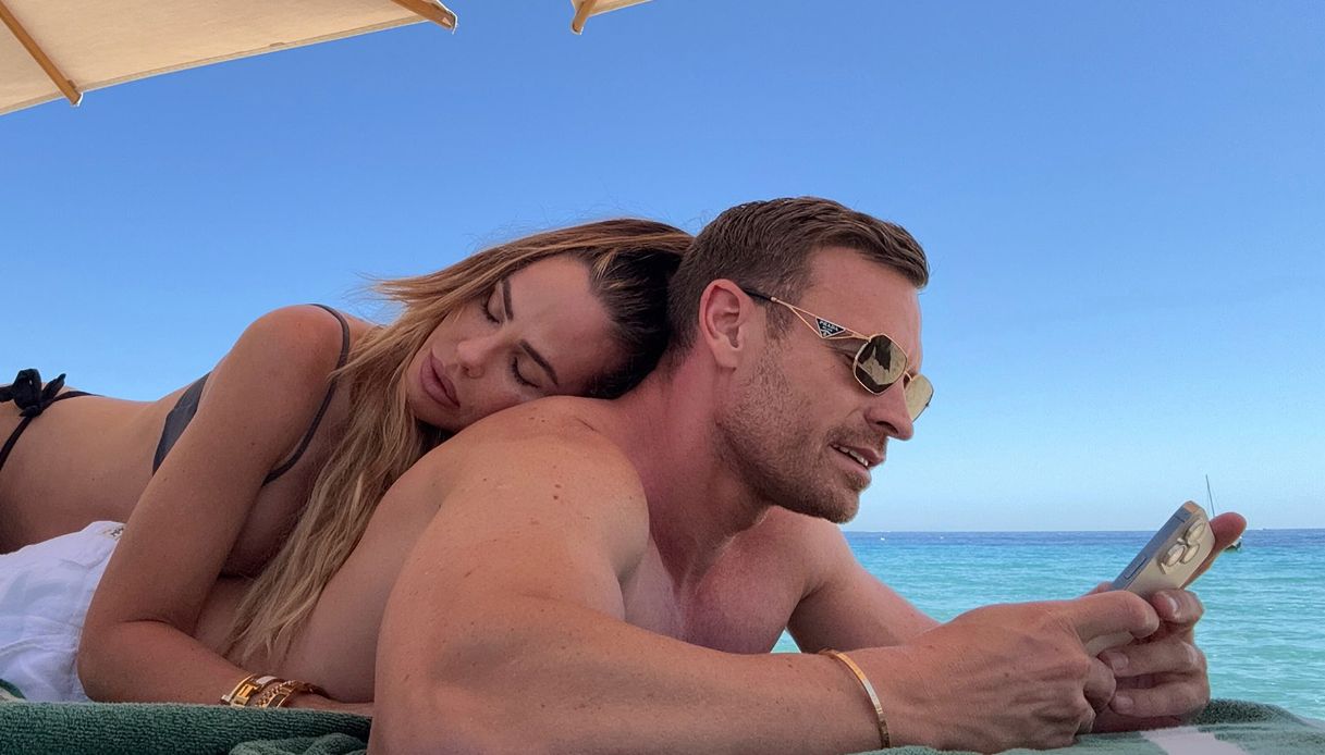 Ilary Blasi e Bastian Muller, amore a gonfie vele in vacanza a Positano